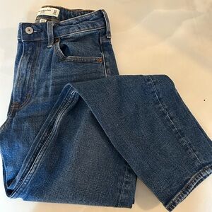 A&F Curve Love “The Mom High Rise” Jean